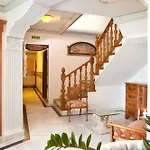 Hotell Rosa 3*