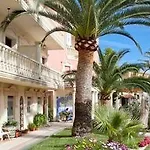 Rosa Hotel 3*