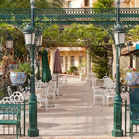 Hotell Rosa 3*